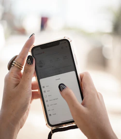 What apps do bloggers use for Instagram?