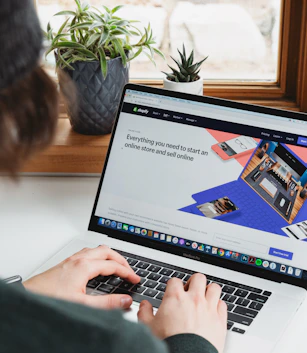 Instagram story templates for e-commerce
