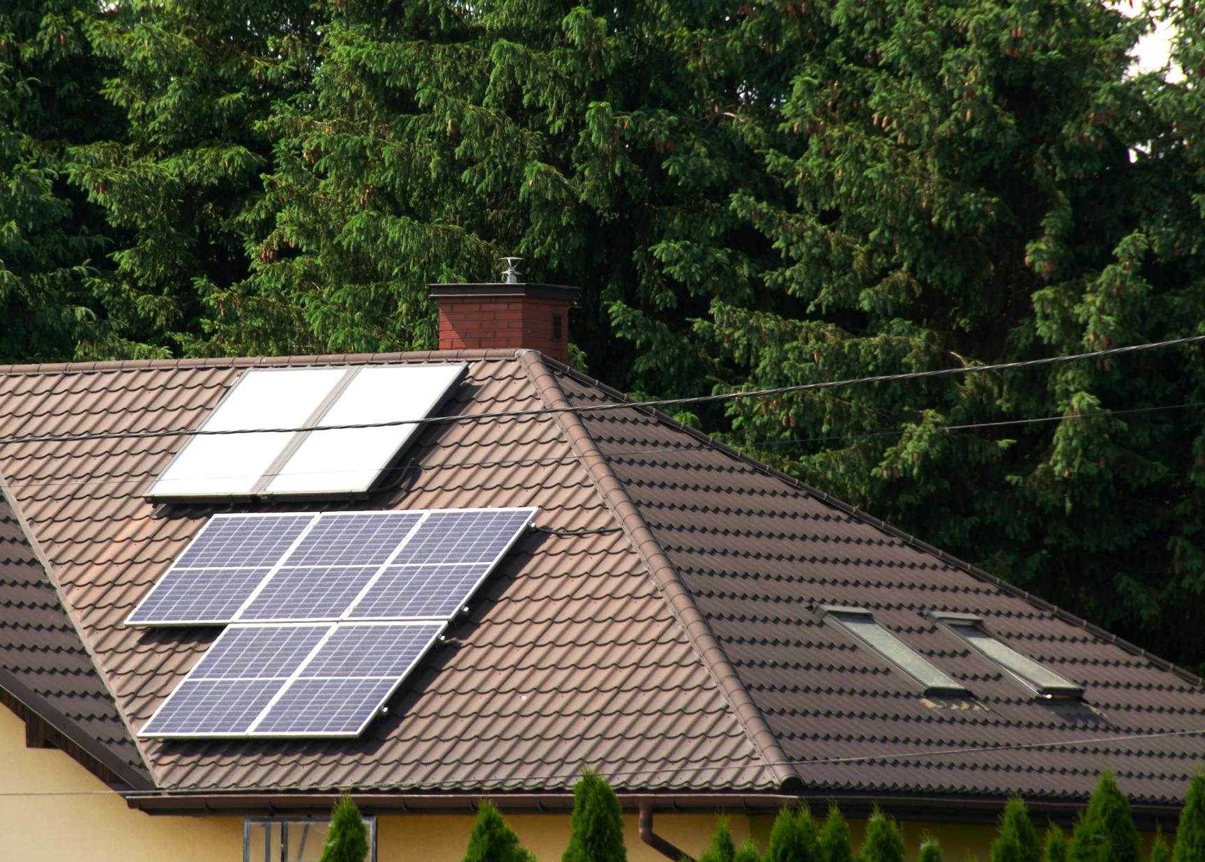 Maison autonome en électricité : combien de panneaux solaires faut-il installer ? - Monabee entreprise panneaux photovoltaïques