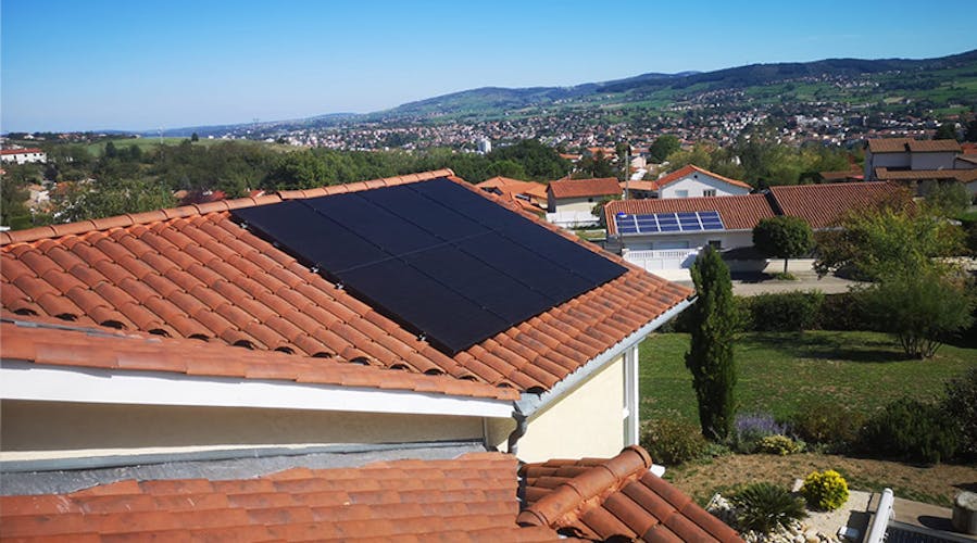 Monabee lance sa nouvelle offre « Compte Épargne Solaire » de stockage virtuel pour les particuliers producteurs d’énergie solaire