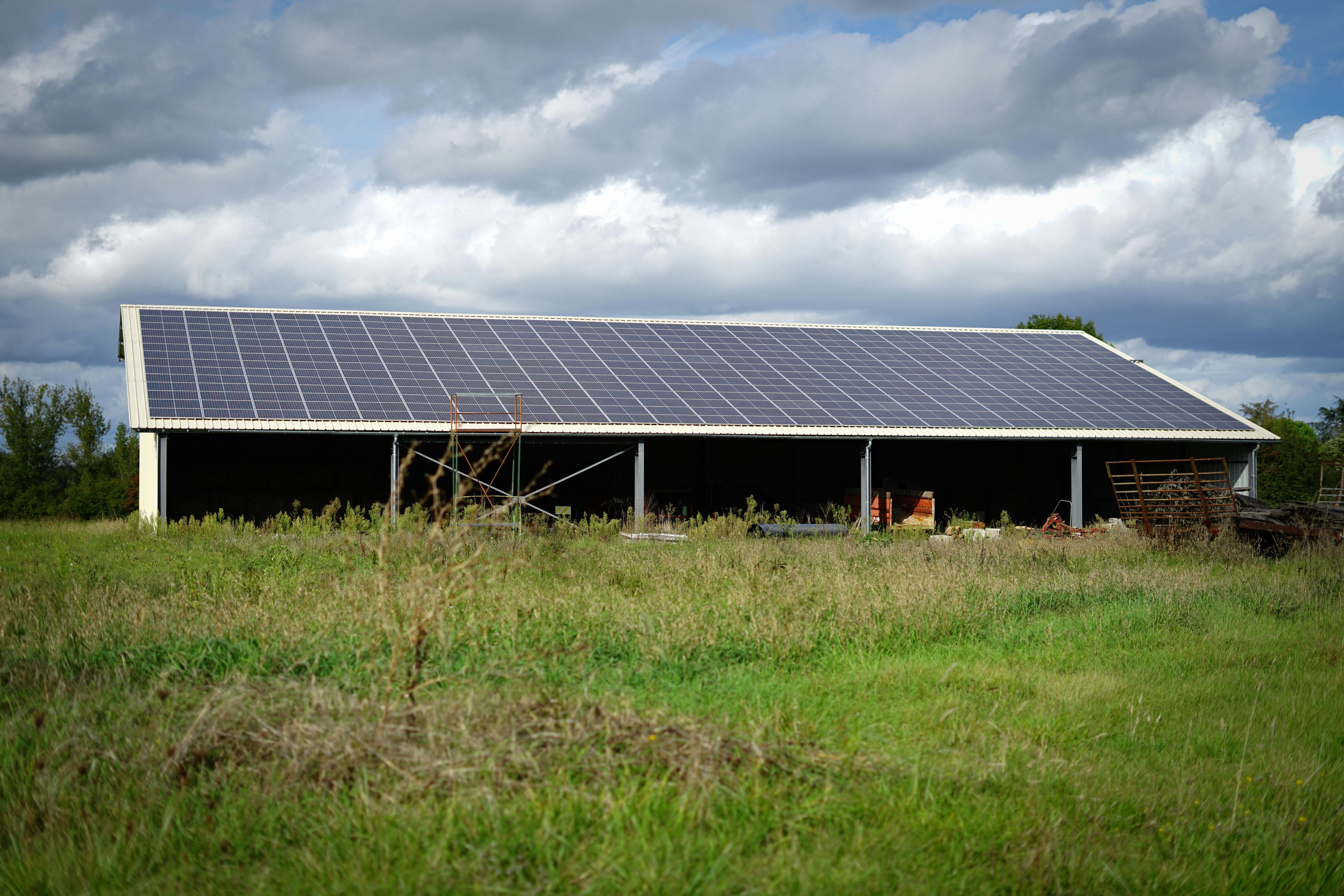 Ombrière photovoltaique agricole