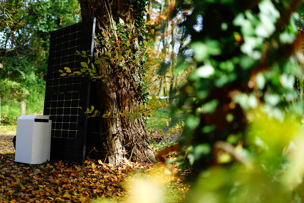 Batterie monabee et panneaux solaires