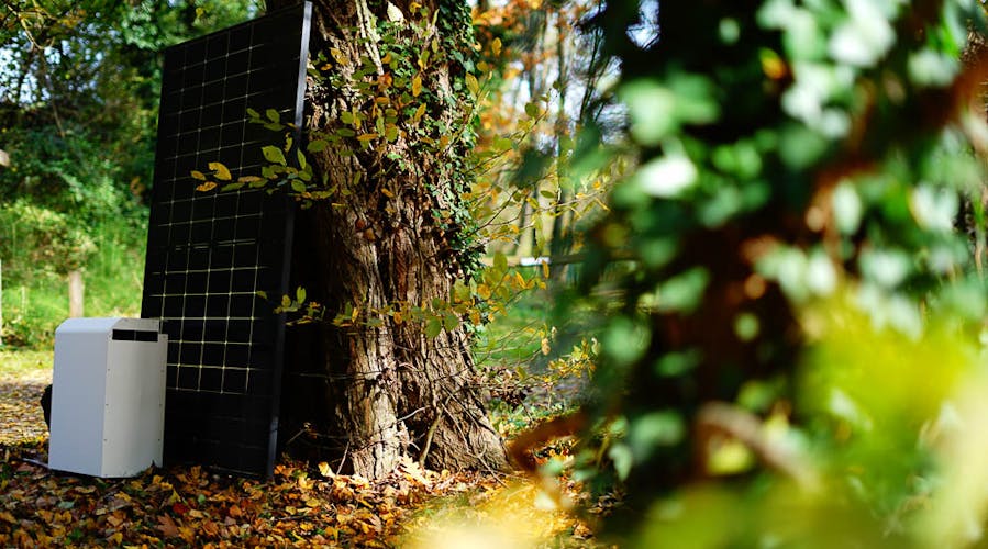 Batterie monabee et panneaux solaires