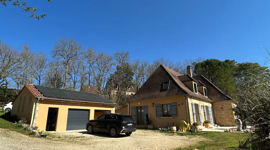 installation-photovoltaique-monabee