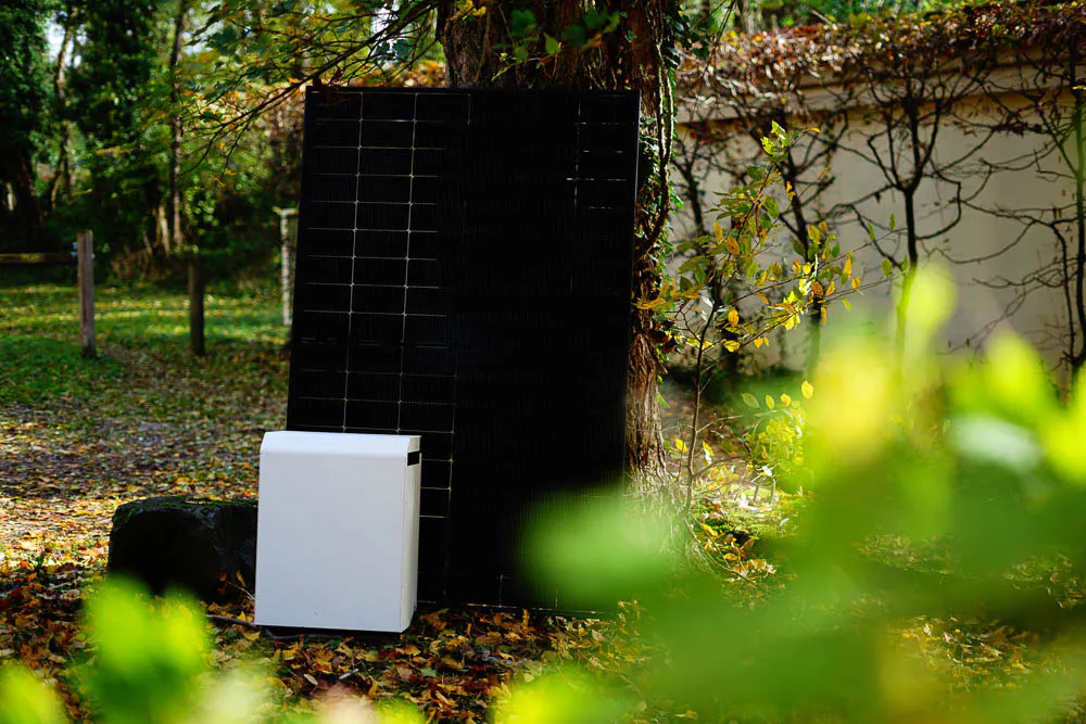 Batterie Beepower et panneaux solaires Monabee