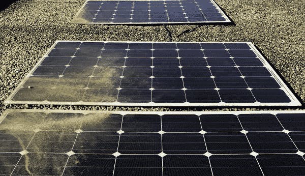 Problèmes panneaux solaires - saleté