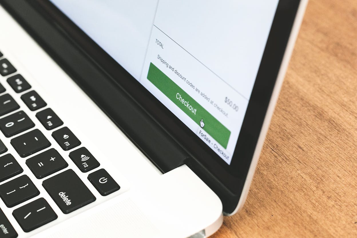 15 Best E-commerce Platforms Compared (Plus How to Choose the Right One for Your Online Store)