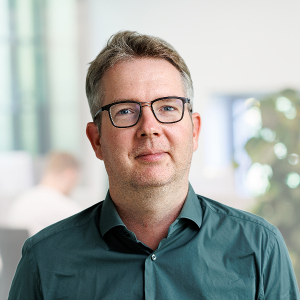 Portretfoto Joost vierkant