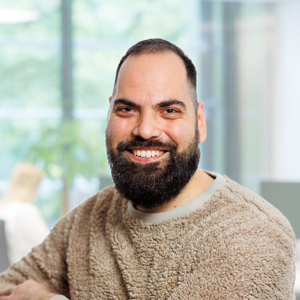 Soner - Medewerker support