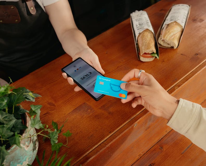 Betaling bij foodtruck met de Moneybird bankpas
