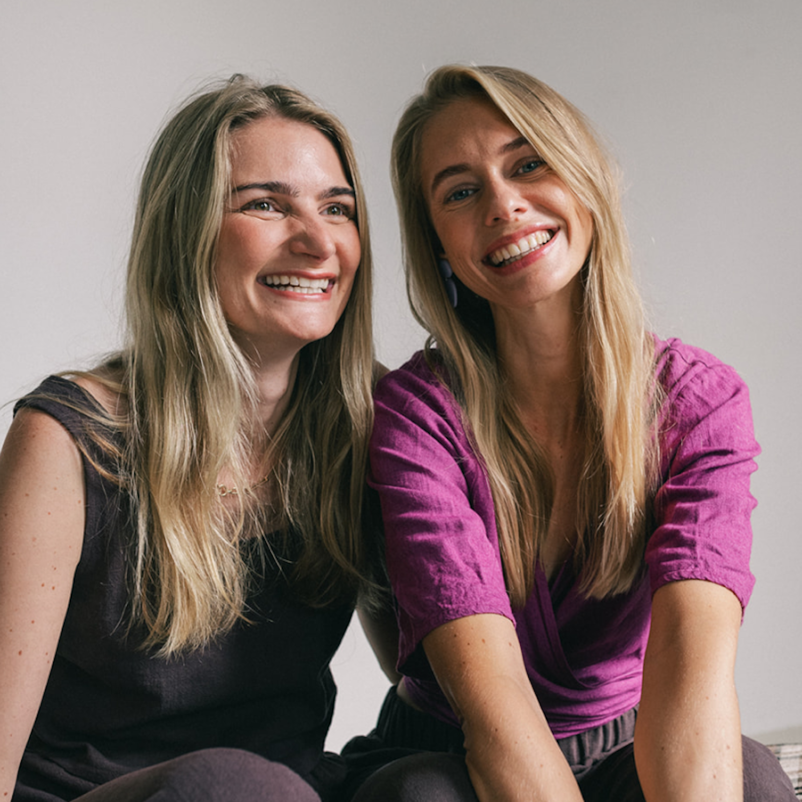 Suzan en Esther van YogiYogiYogiii de podcast