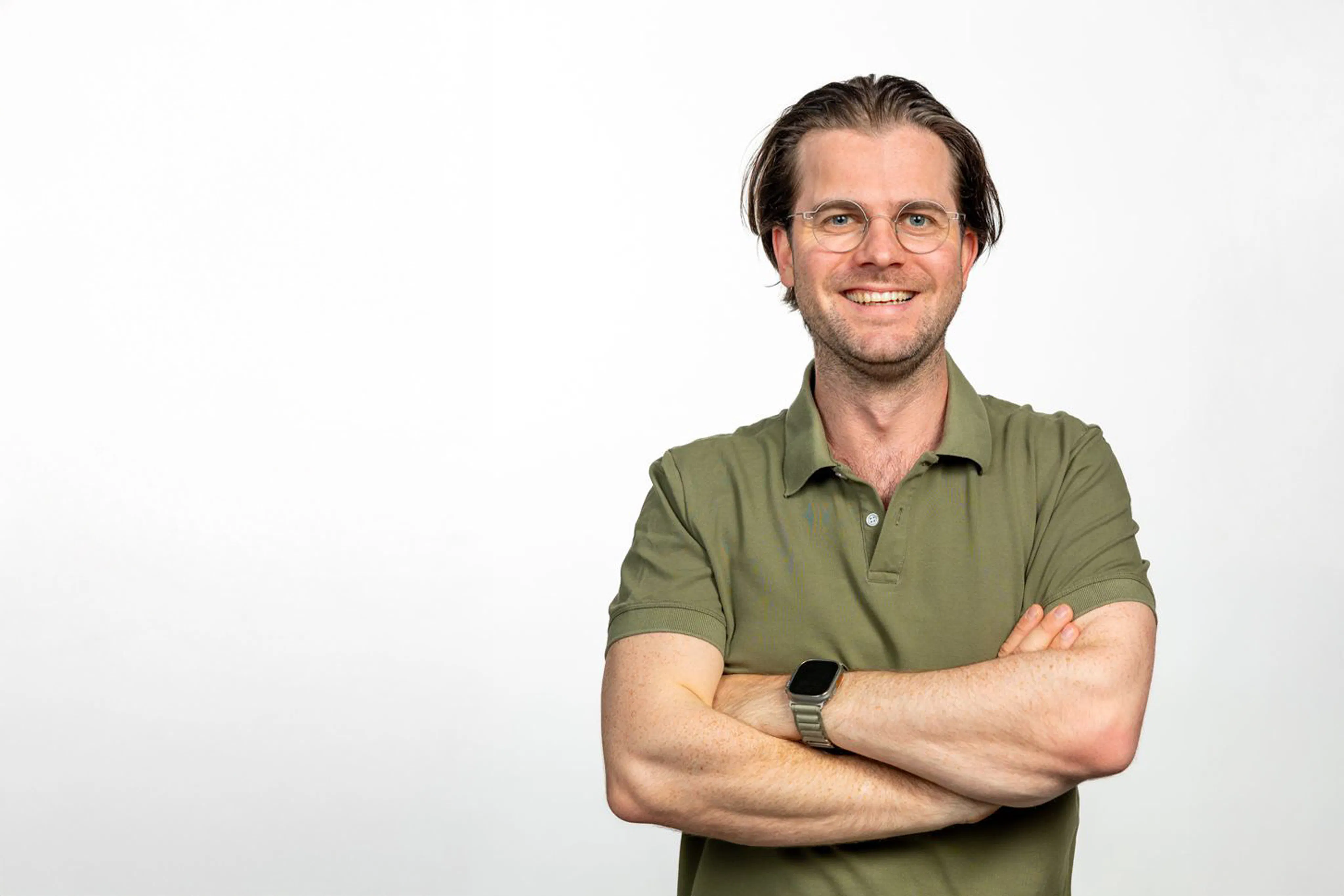 Luc van Heya Digital poseert voor de camera.