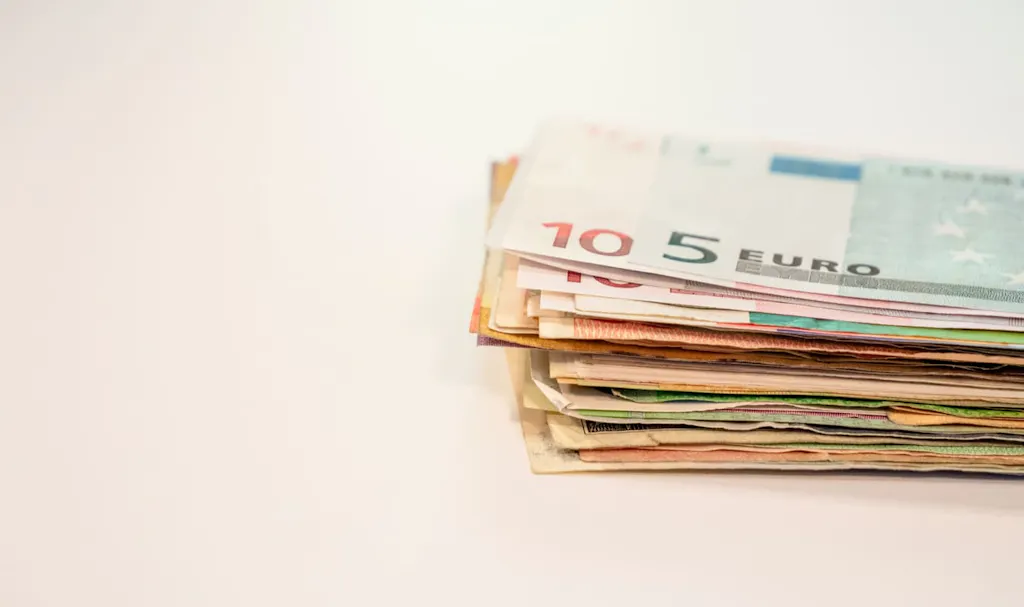 Stapeltje briefgeld