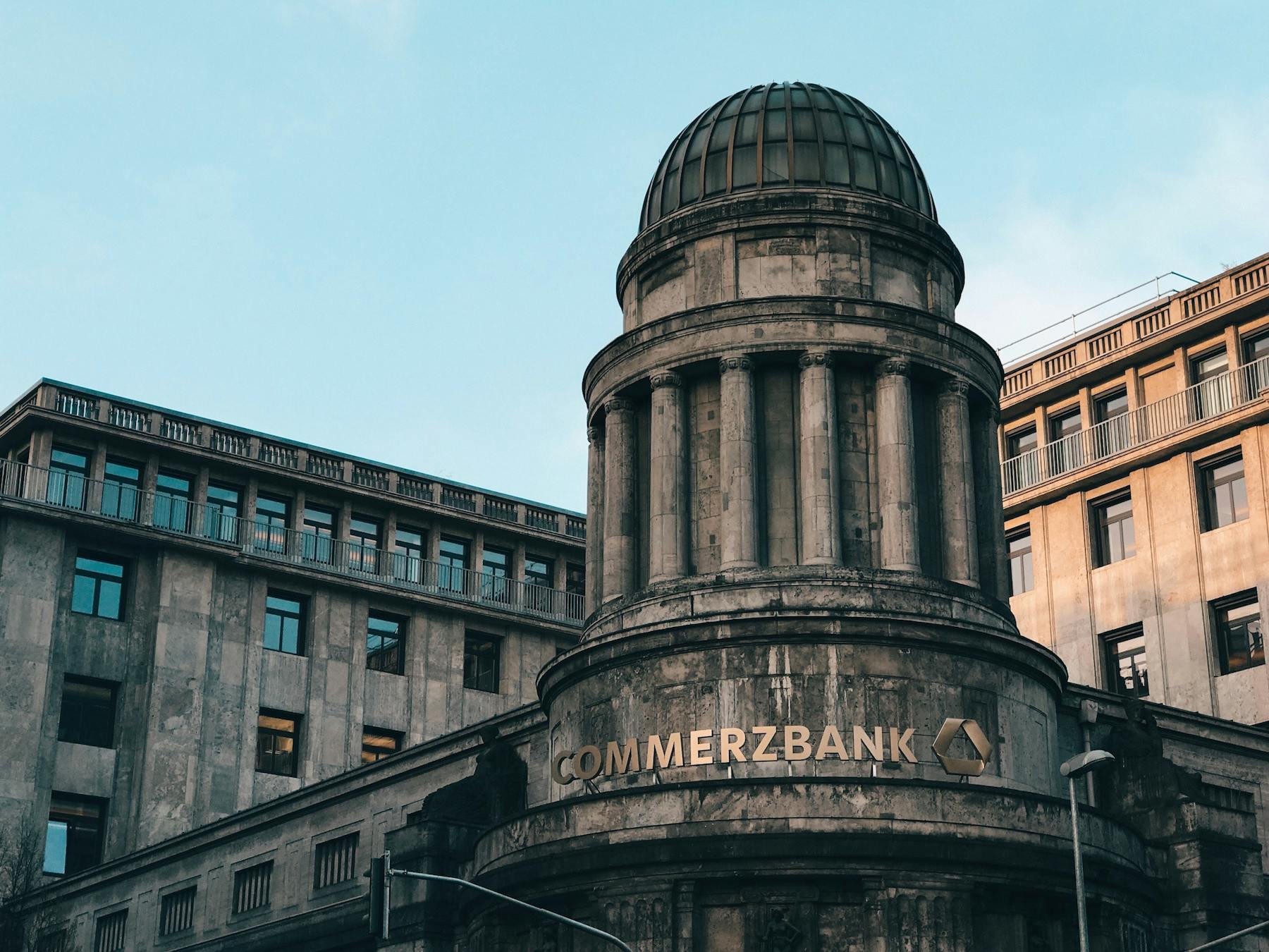 Vista do prédio histórico do Commerzbank