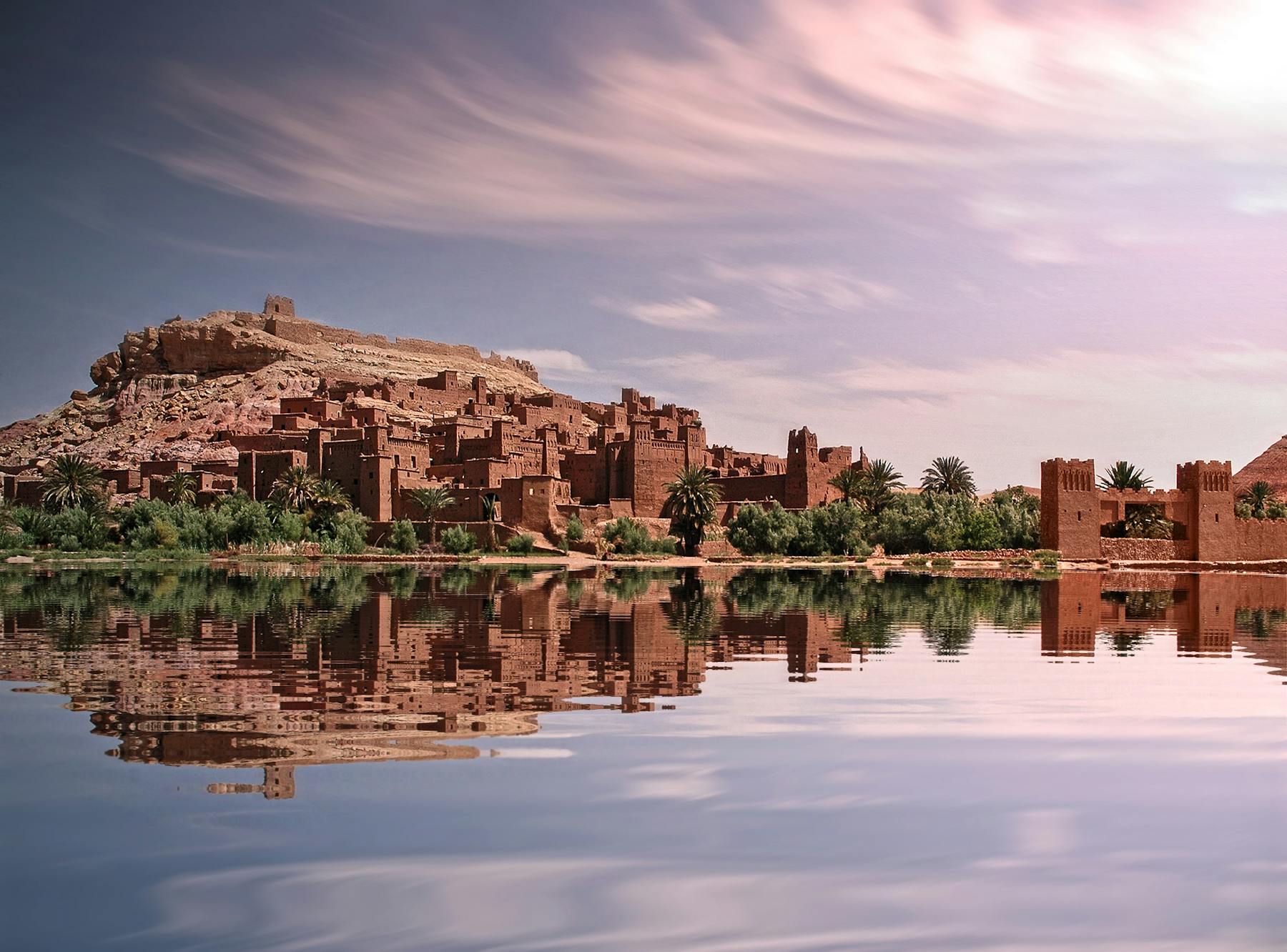 photo de vieille ville du maroc dans l'atlas