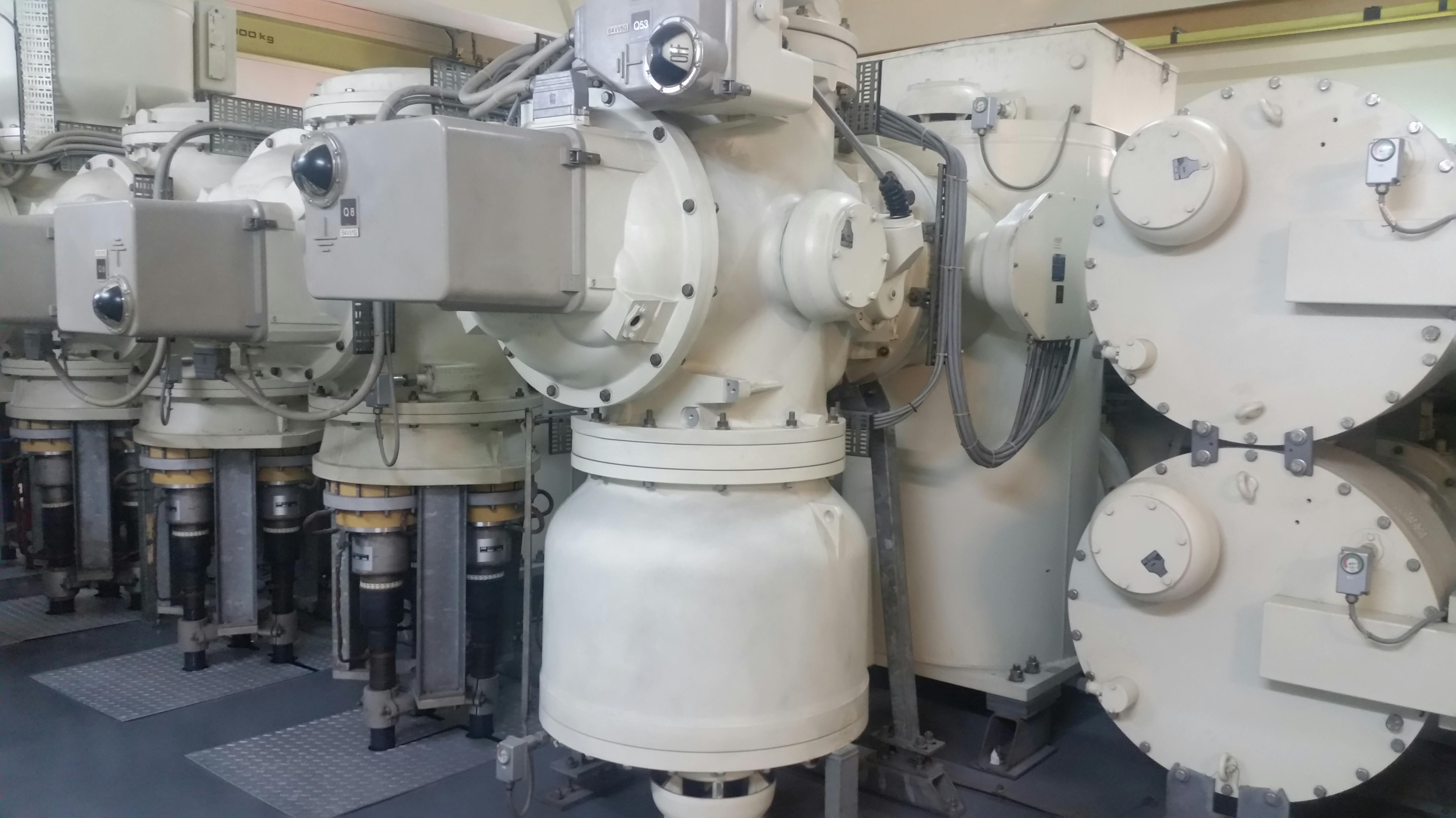 ABB ELK-3 C 420 kV GIS: High-Performance Switchgear, image size:5312x2988