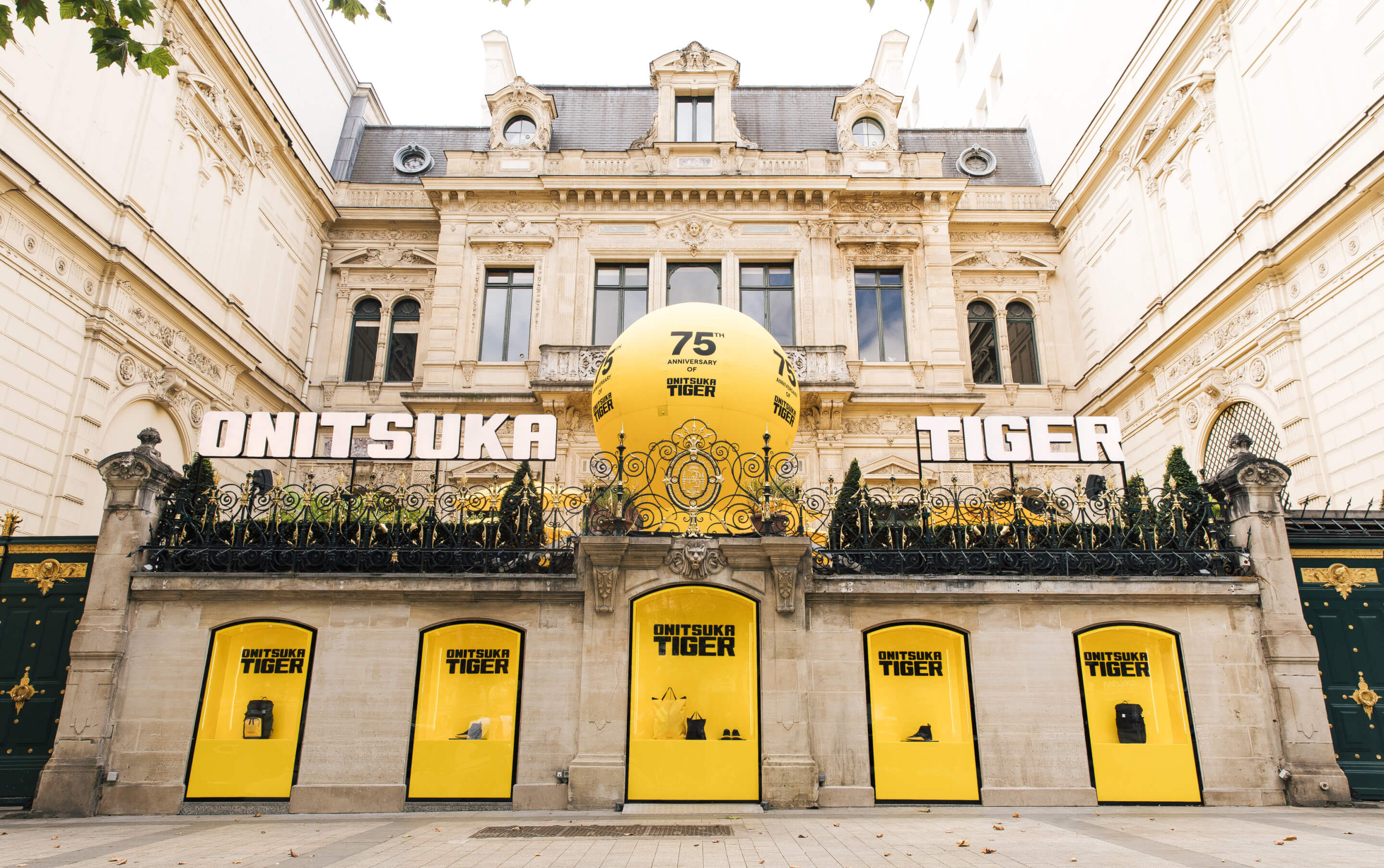 HOTEL ONITSUKA TIGER BRAND ACTIVATION Work monopo london