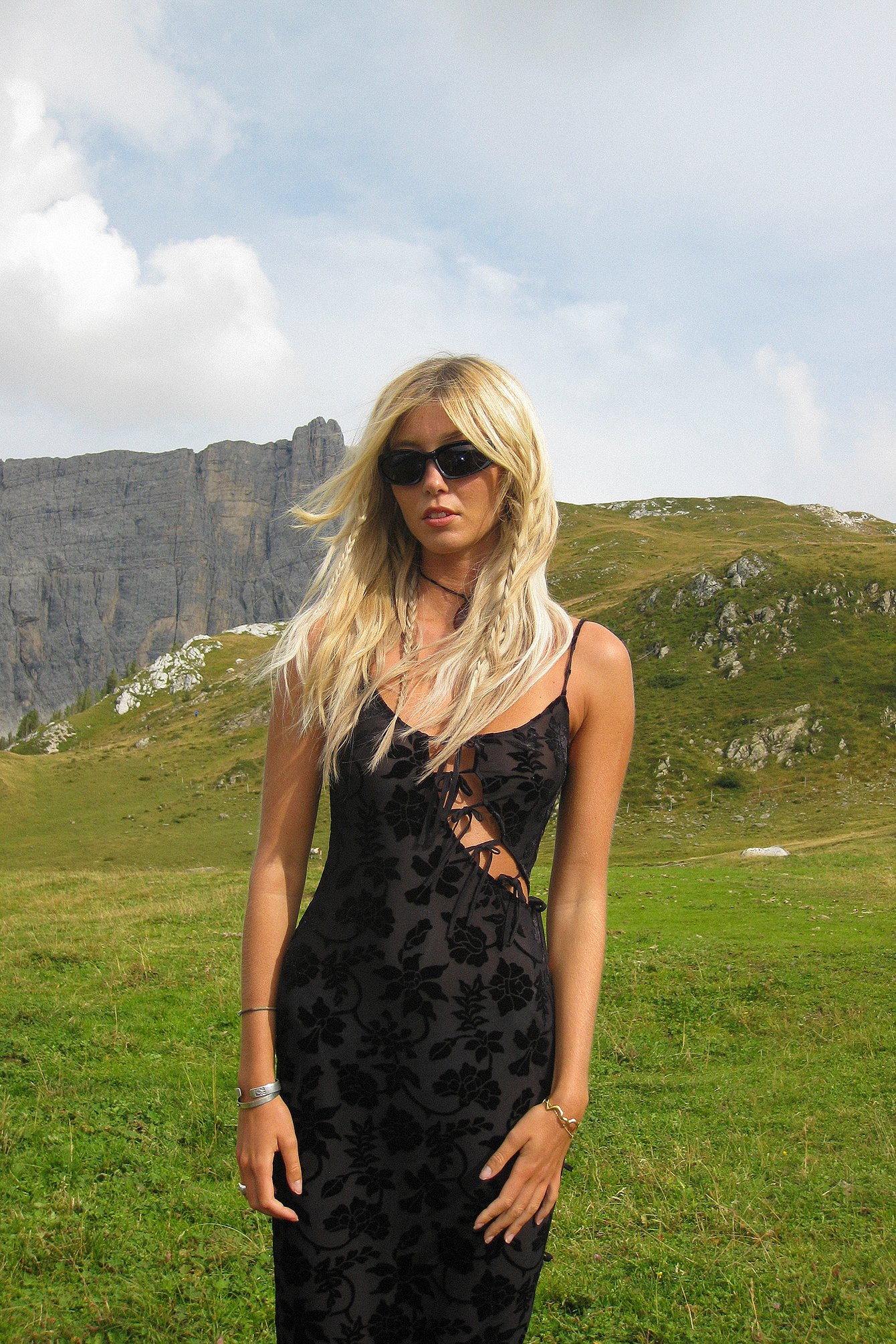 Case: NA-KD X Ella Karberg