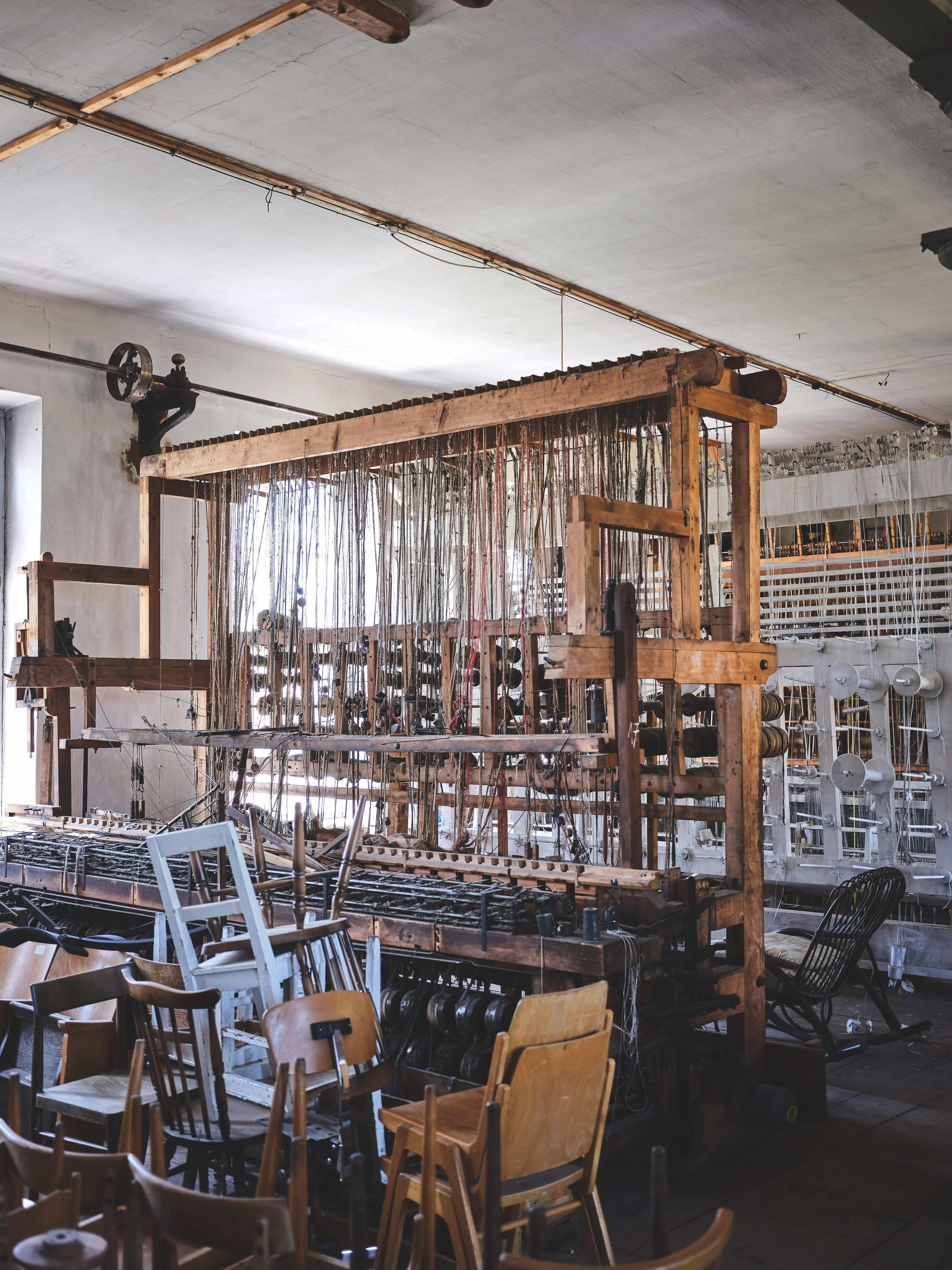 Stillgelegt: Webstühle im Dachboden der Kunstfabrik Groß-Siegharts. © Philipp Horak