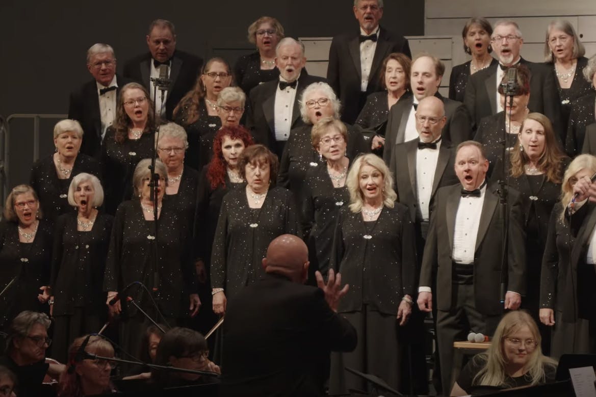 Mosaic Choir & Orchestra Performing