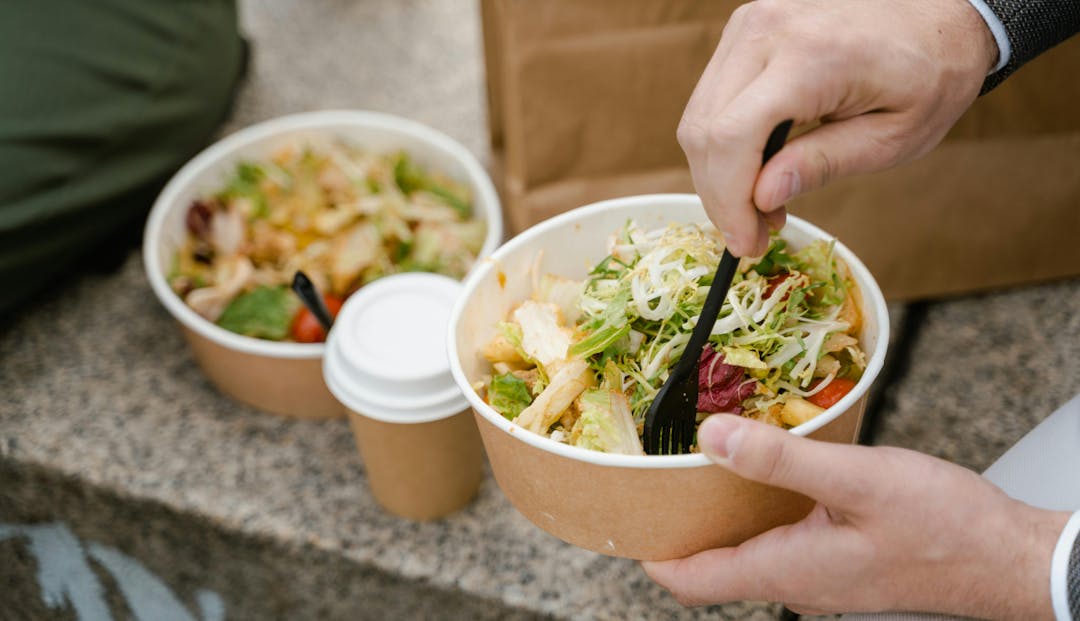 What are expenses receipts and why should you keep track of them?