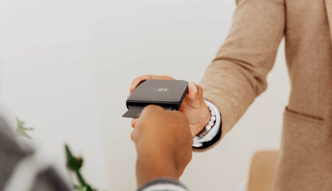 What is a corporate credit card & how do they work?