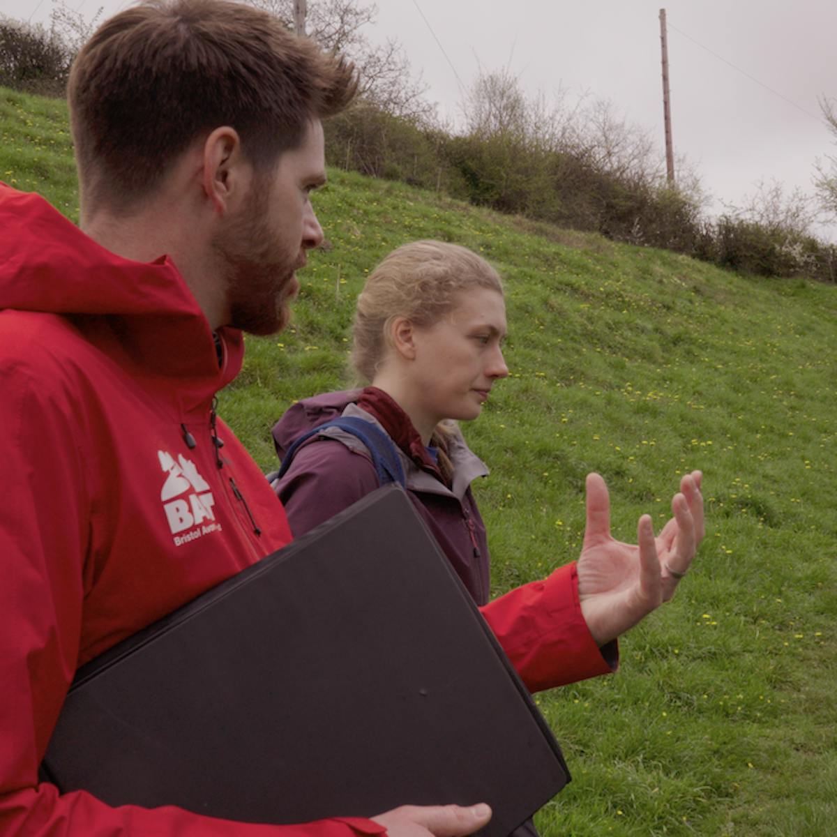 Simon and Ellie discussing the project on site