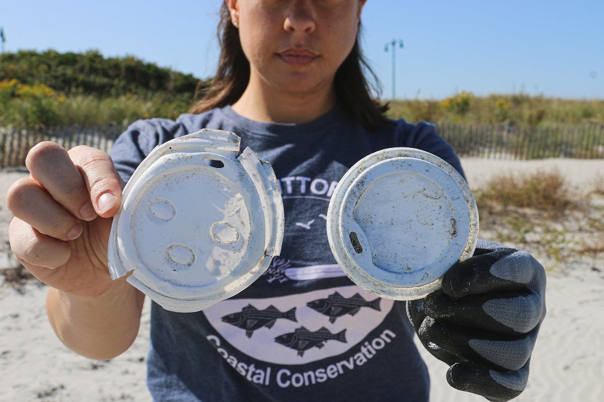 Single use plastic waste found on a beach. A circular economy avoids single use plastics.  