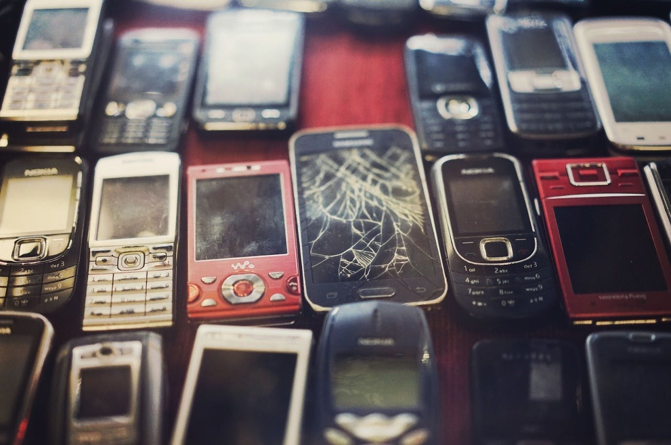 A selection of second hand mobile phones and smartphones.