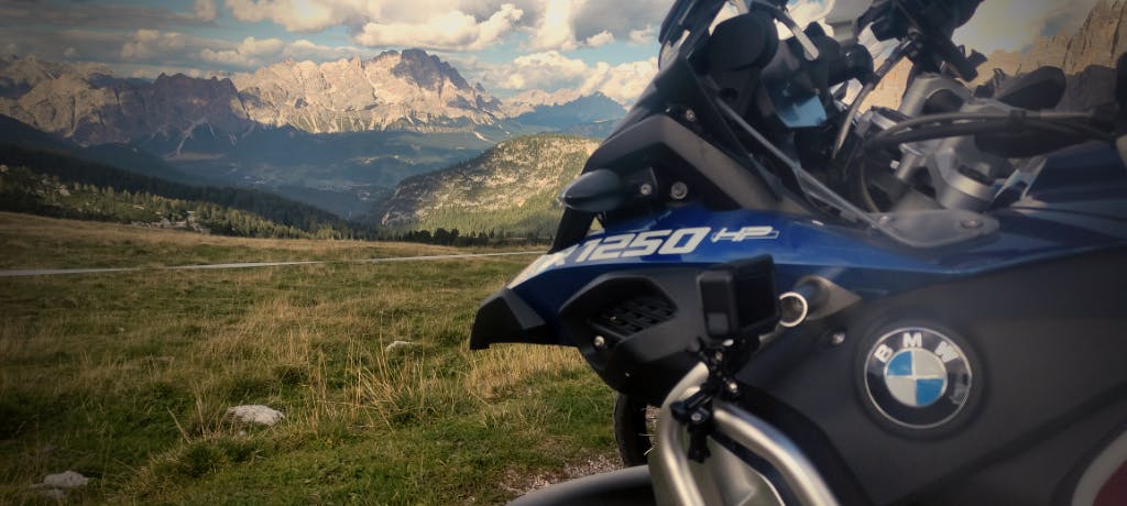 Explore Dolomites with BMW r 1250 GS