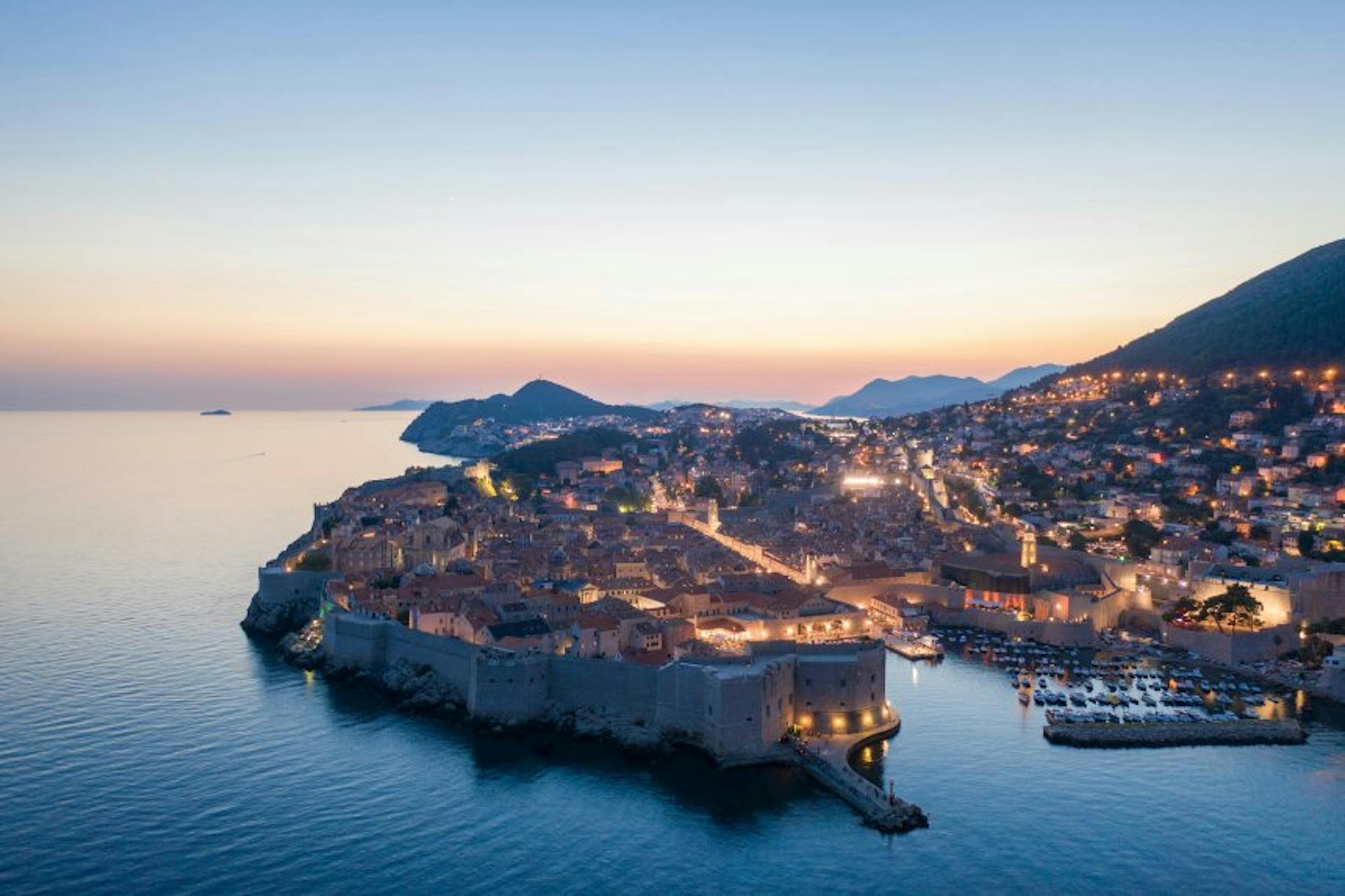 visit beautiful Dubrovnik with Desmo tour