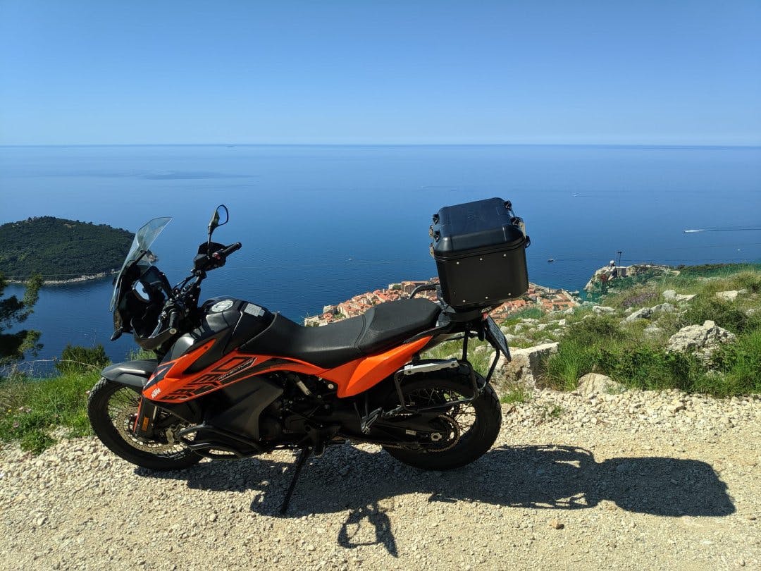 Rent a KTM and explore Dubrovnik, its historic Old Town, drive along the picturesque coastal roads of the Dubrovnik Riviera and experience an unforgettable adventure while enjoying the diverse landscape.