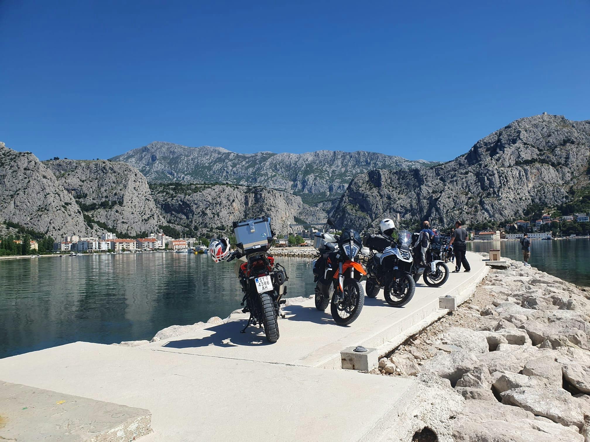 With the Benelli TRK 702X E5 rental, you have the perfect companion for exploring Croatia's diverse landscapes, from its coastal roads to its inland wonders, offering both adventure and comfort for an unforgettable driving experience.