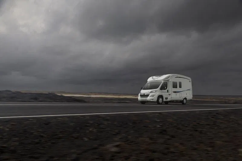 Motorhome for 2 - Easy & Comfortable Way to Travel Iceland | Motorhome ...