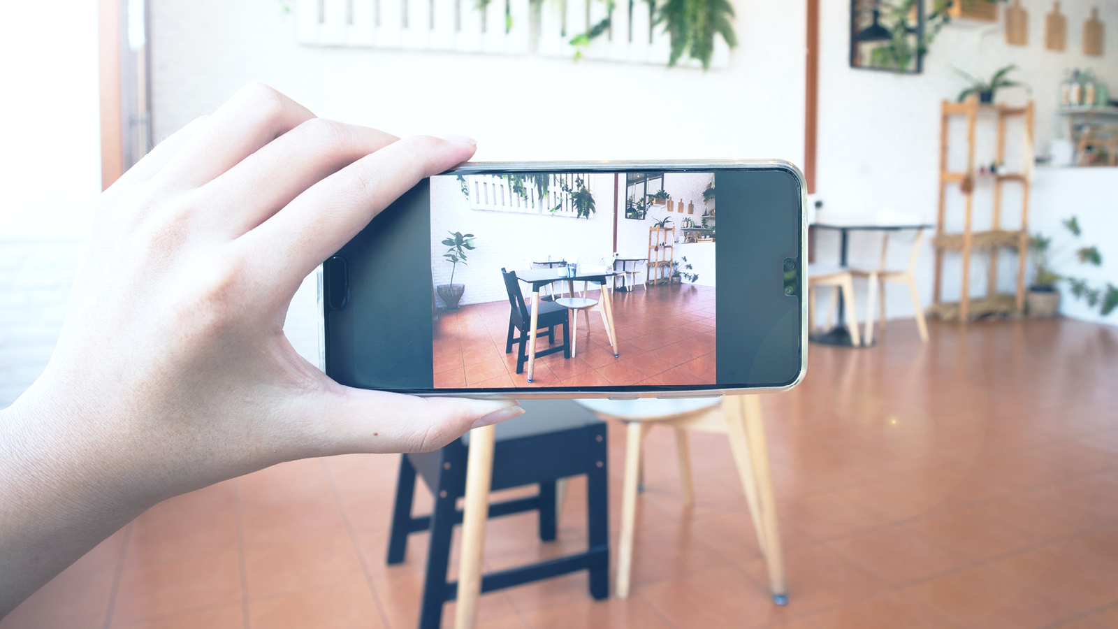 Redecorating? Here’s How To Sell Old Home Decor and Furniture