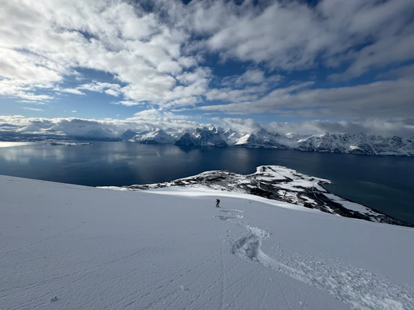ski touring in lyngen