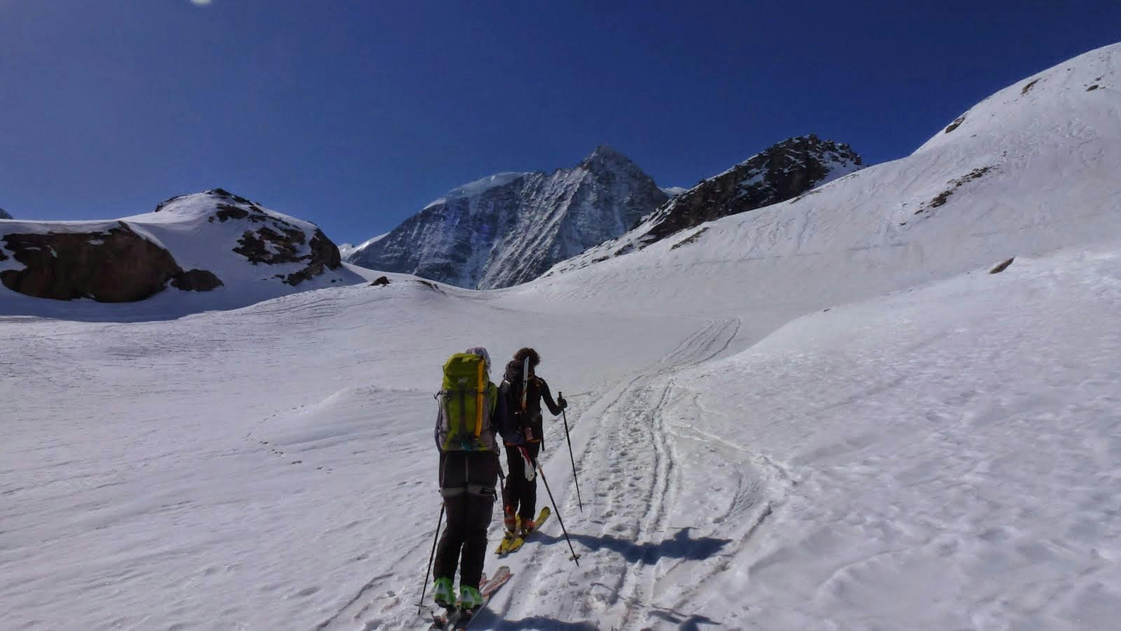 Hiking to the Cabane des Dix