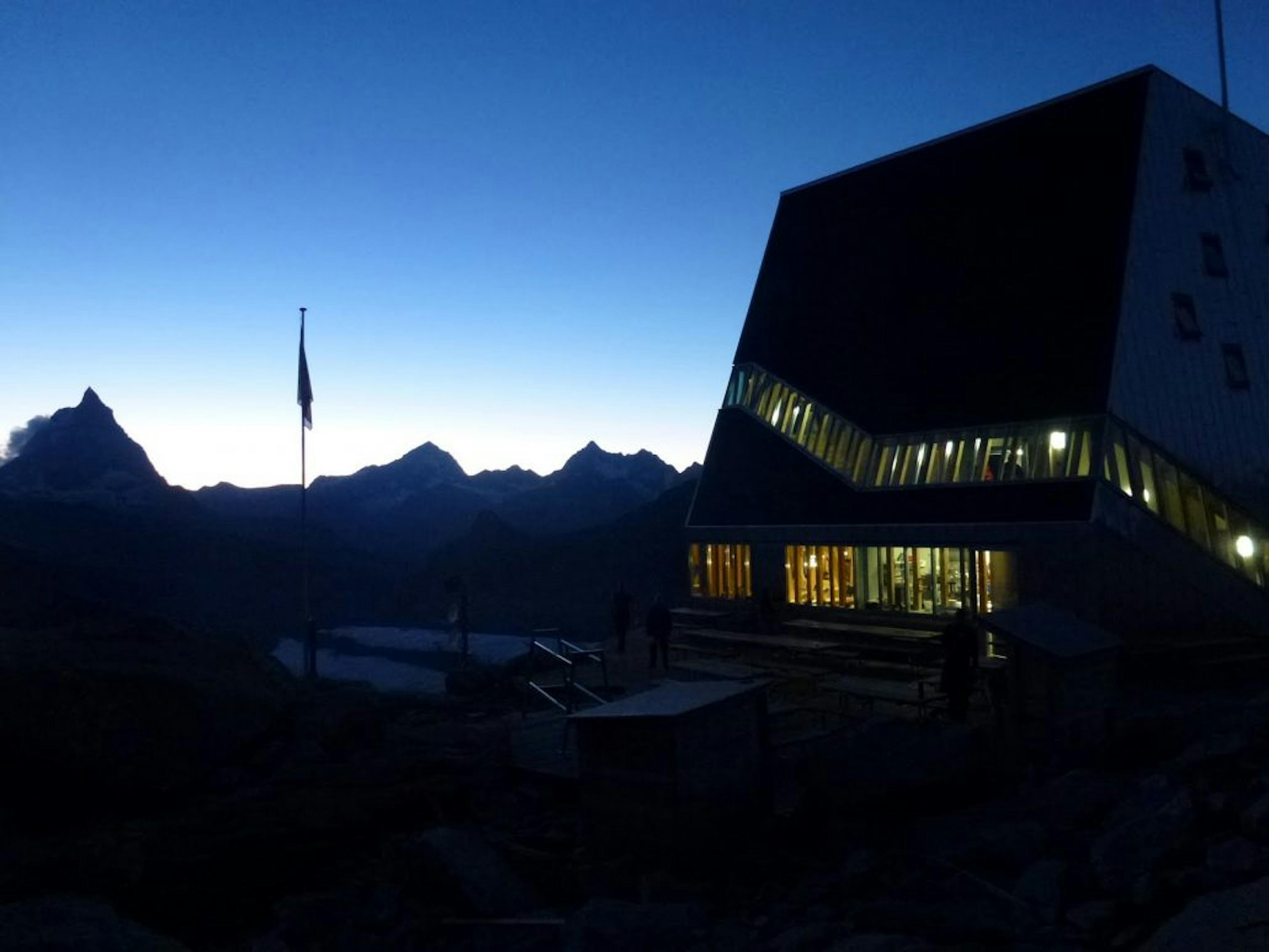 monterosahutte at night