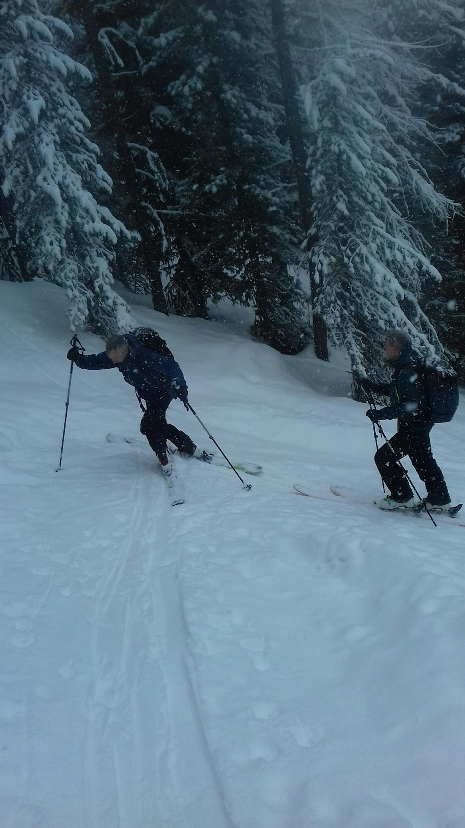 kick turn ski touring