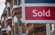 Sold property sign