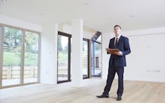 Agent conducting valuation