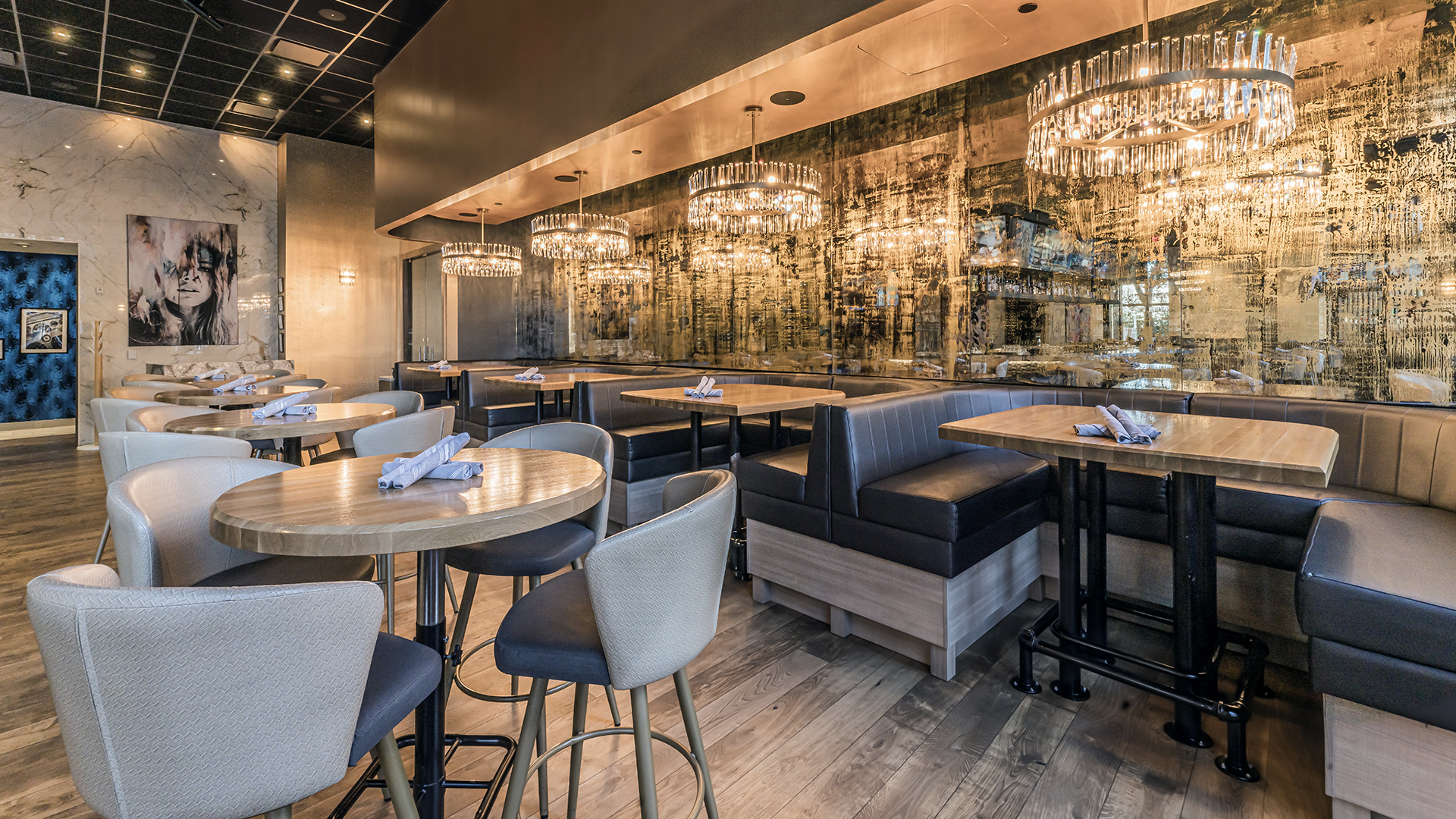  Dallas Crescent Moxies