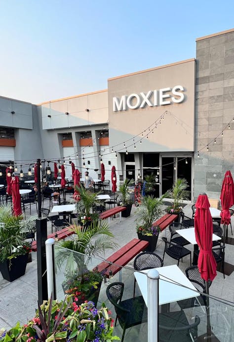 moxies group bookings patio fairview mall