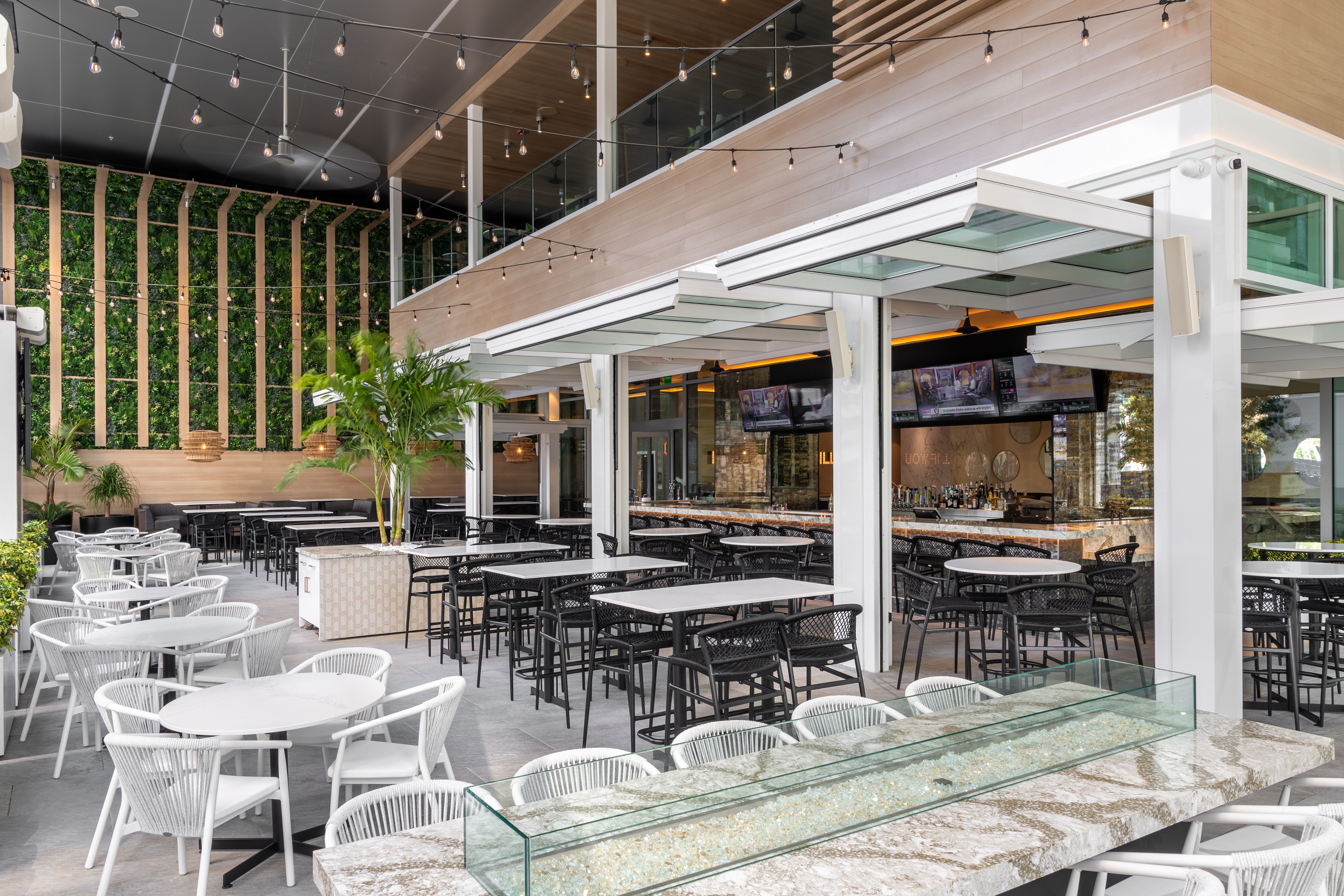  Fort Lauderdale Restaurant Moxies Restaurant