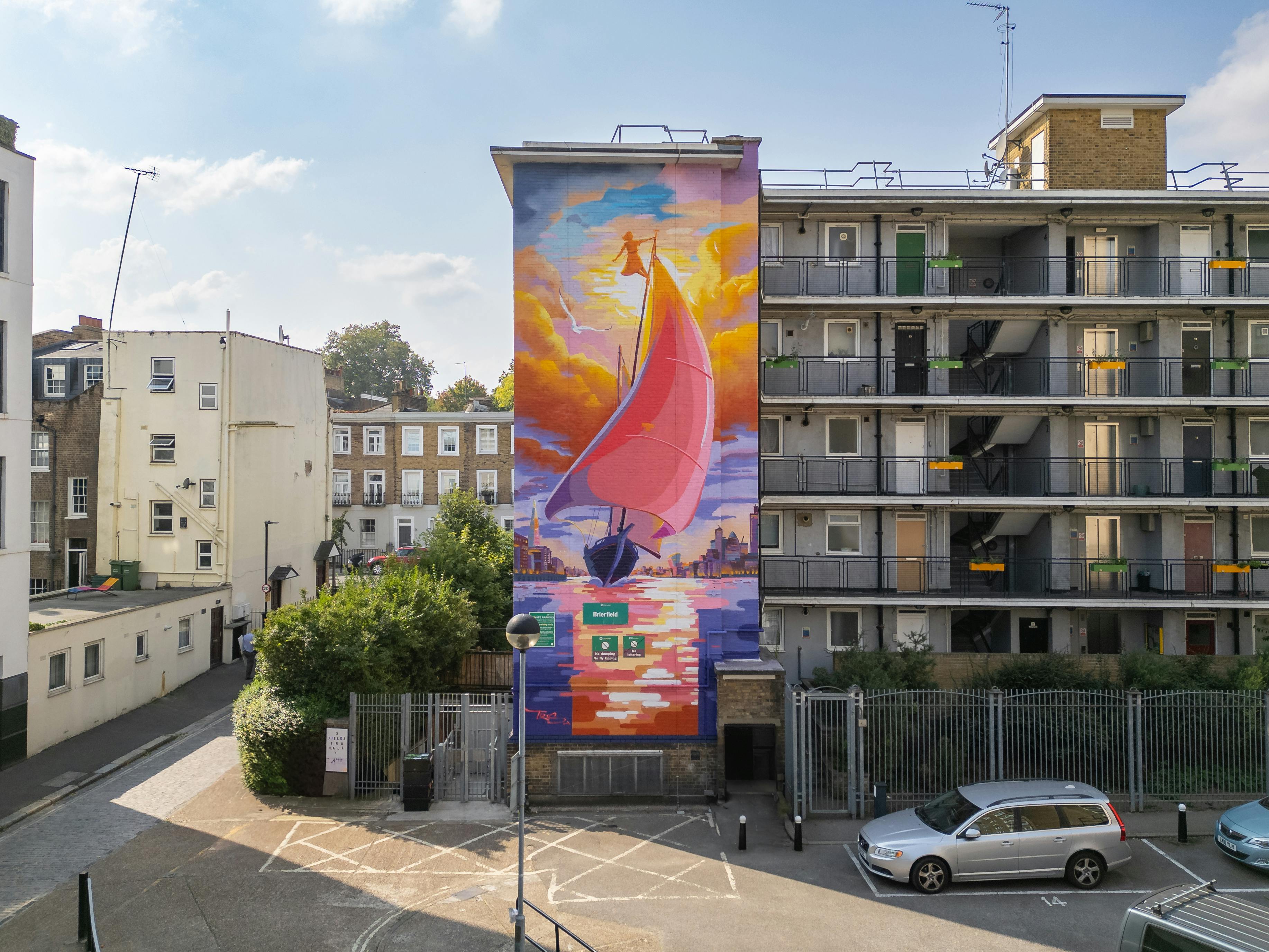 Tris Painting, Camden town, London, massive wall, boat, evening colours, mister tris