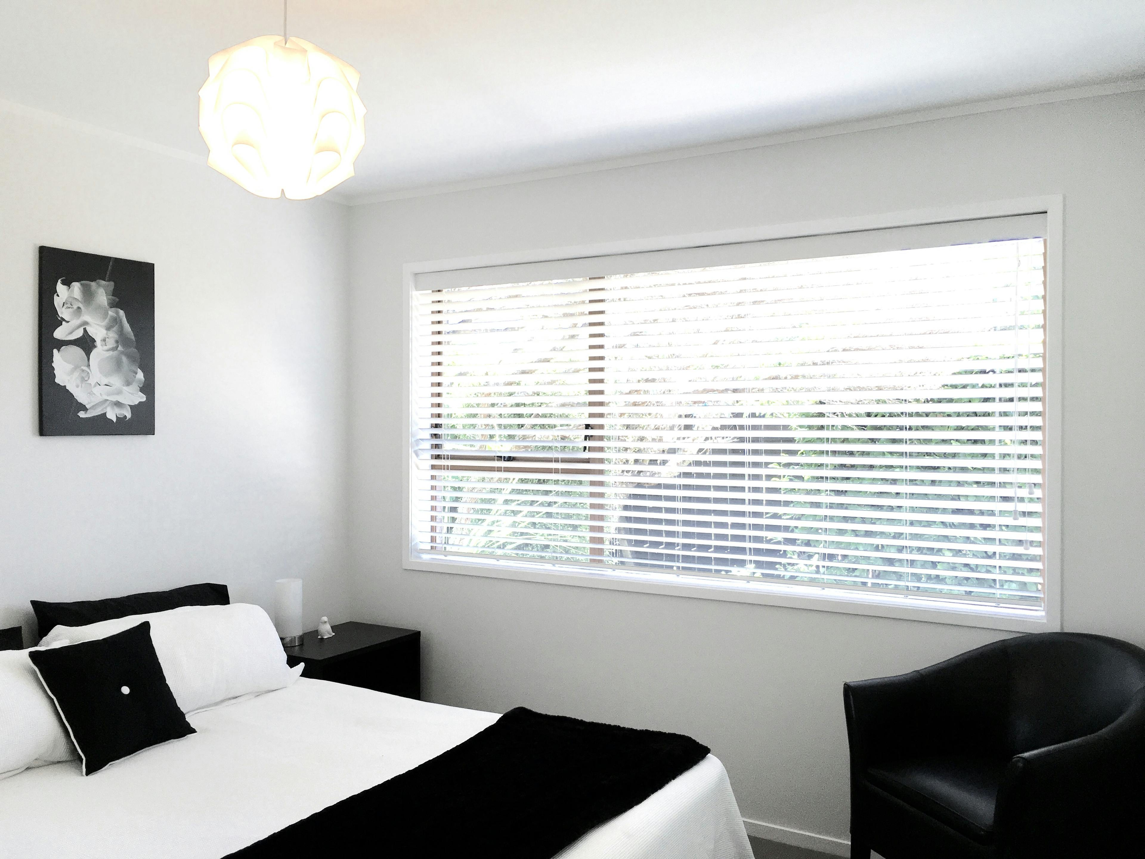 Classic White horizontal slatted Bedroom window blinds | Mr Blinds