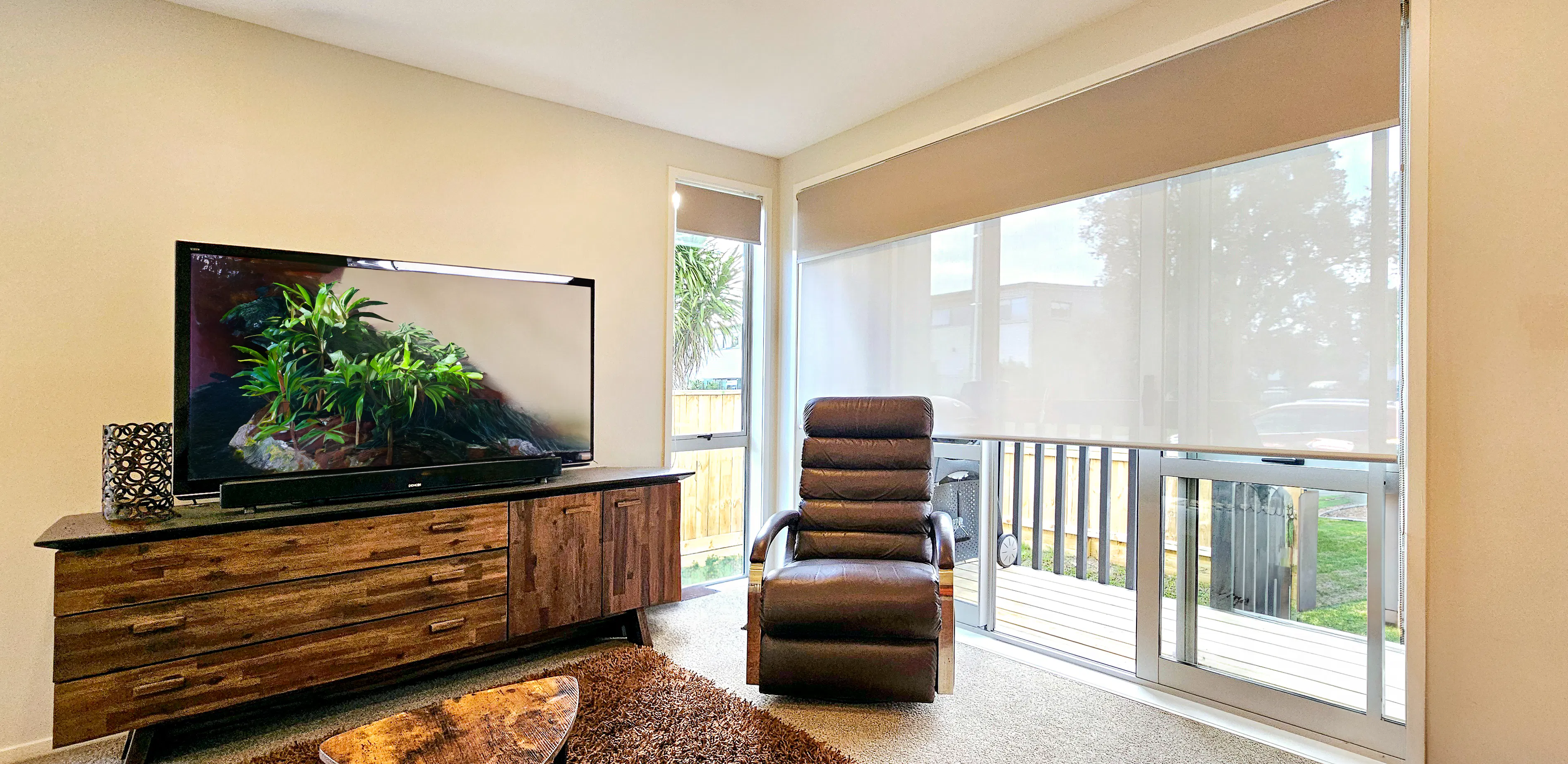 Dual roller blinds