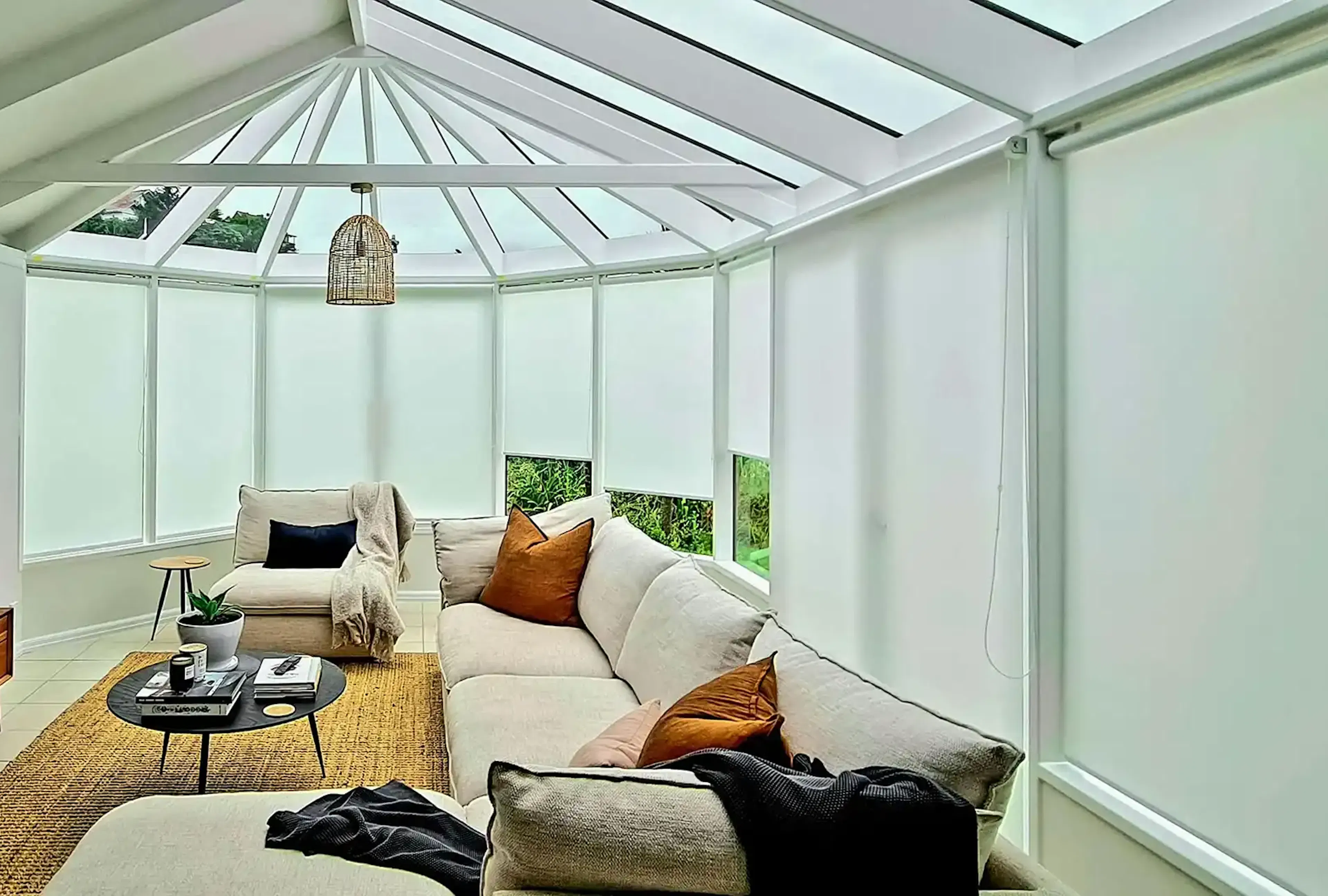 roller-blinds-lounge-project