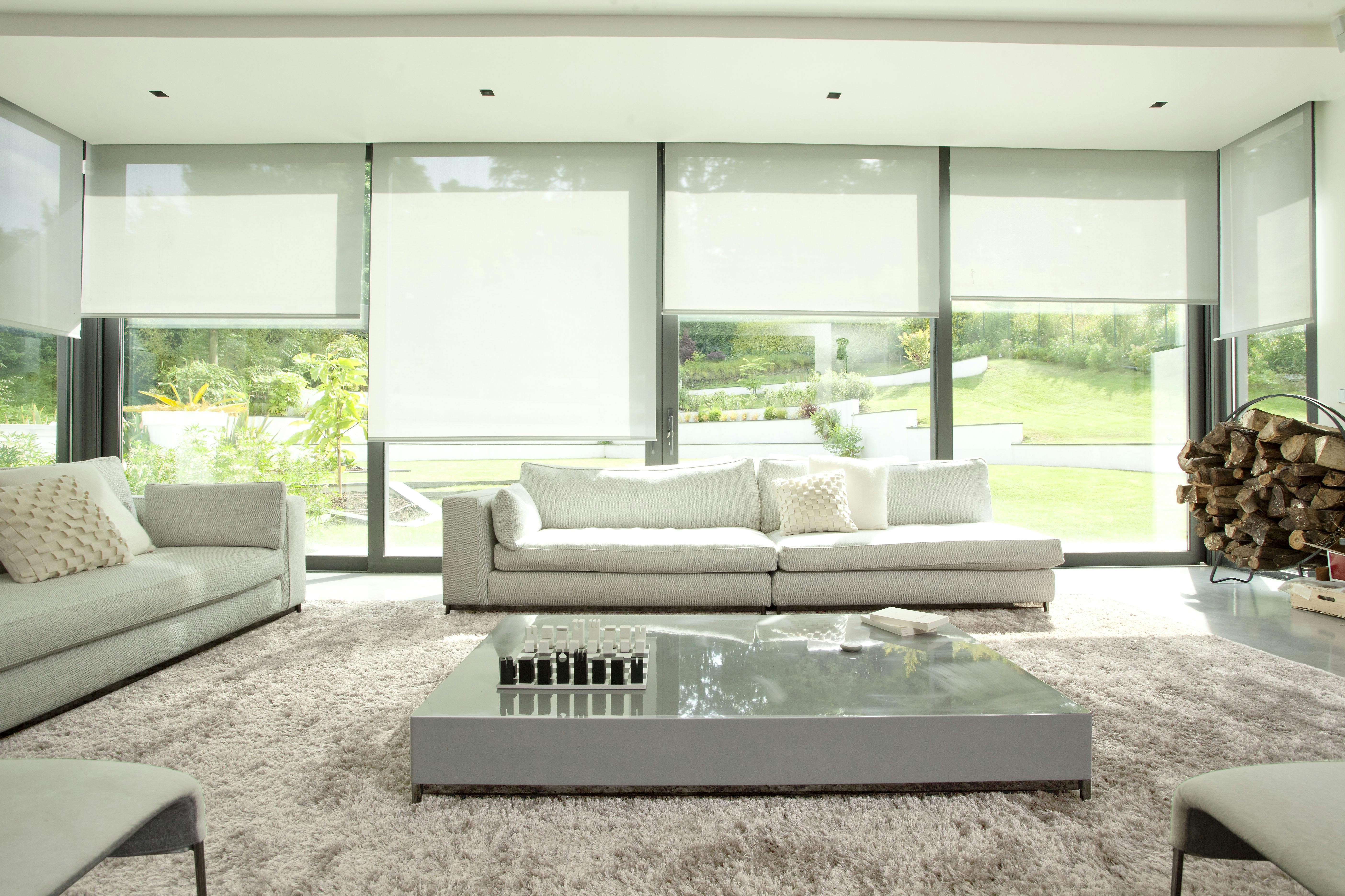 reduce glare in your room with sunscreen roller blinds nz