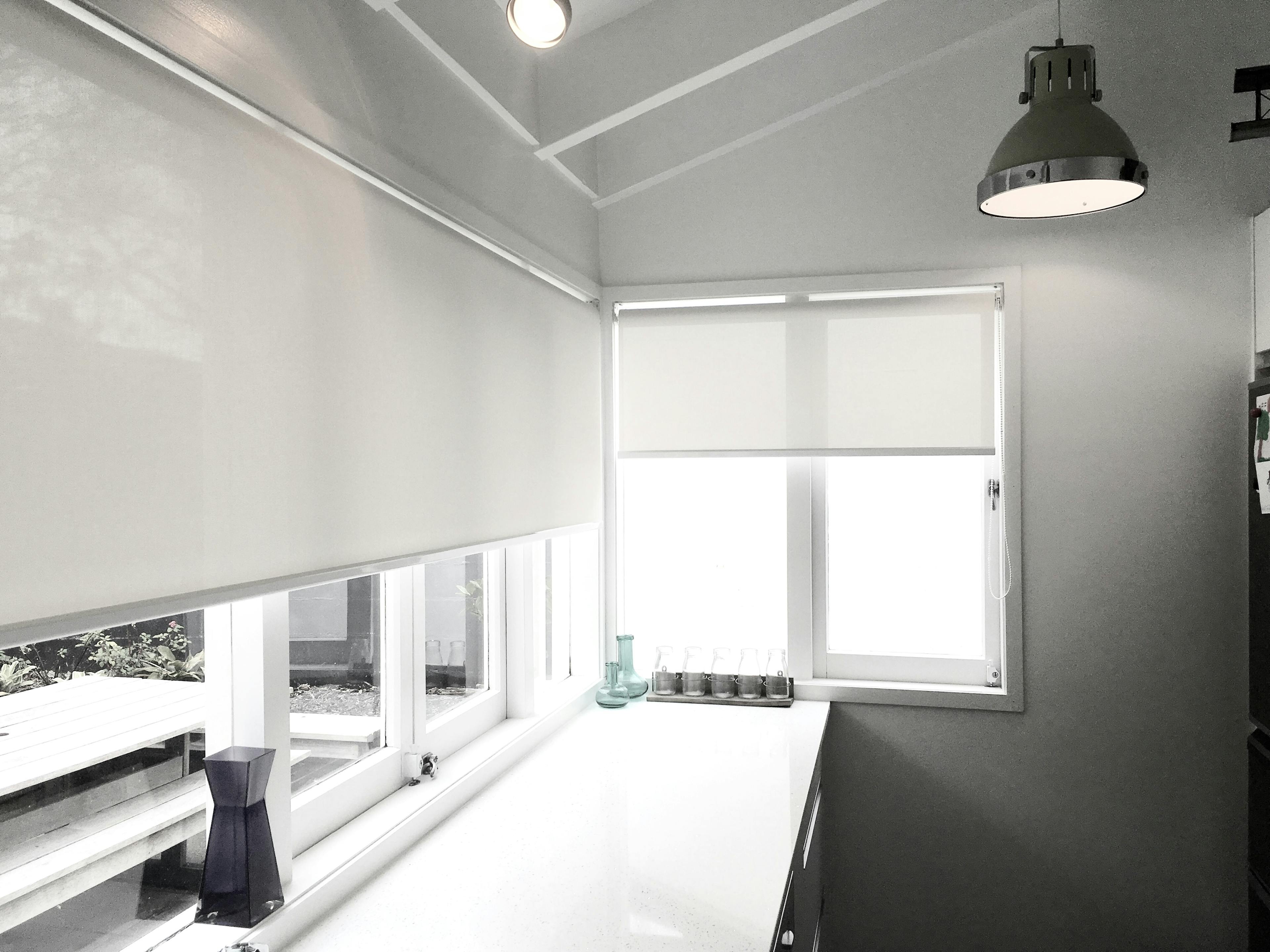 Sunscreen roller blinds kitchen nz